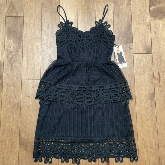 NWT Dex Black Tiered Lace polka dot mini Dress spaghetti straps size XS - Picture 5 of 11